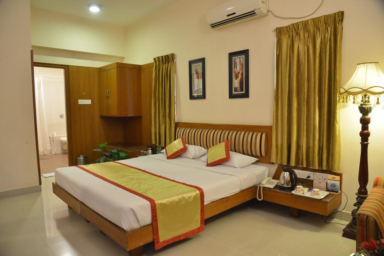 Pai Vista, Kr Road Hotel Bangalore Exterior photo
